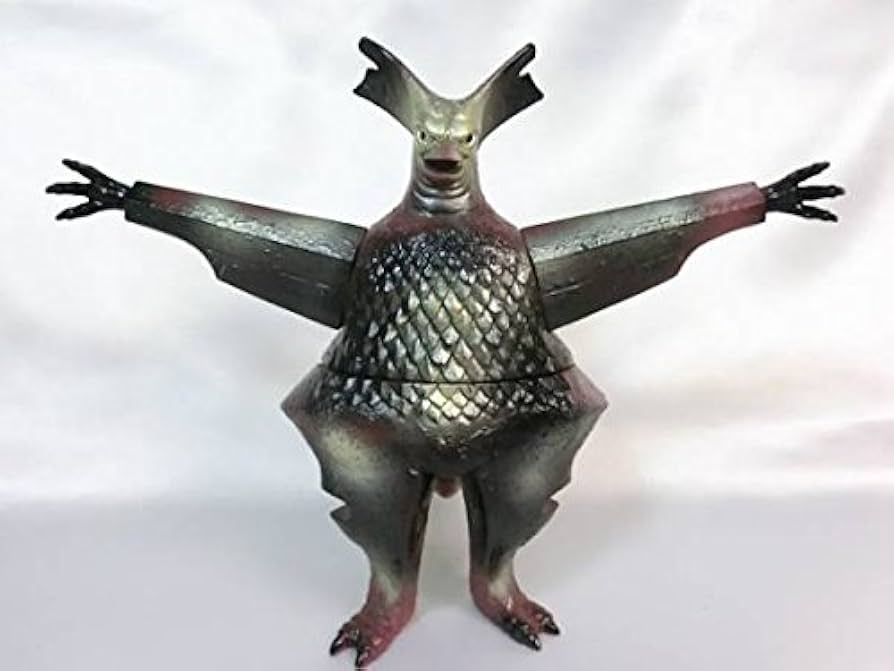 Amazon.co.jp: 古い 怪獣シリーズ初期 プラタグ付 マン 怪獣
